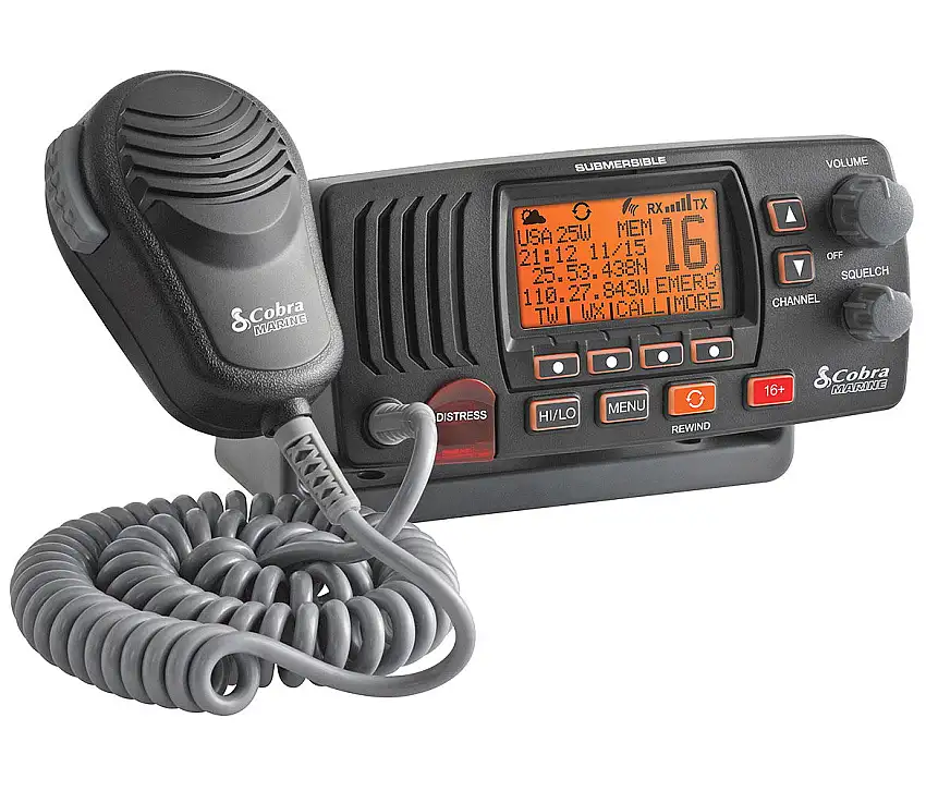 Radio marina Cobra con GPS MRF77