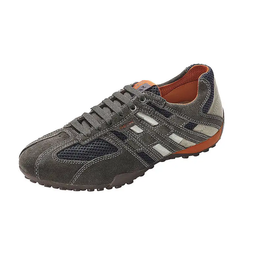 Sneakers Geox in pelle scamosciata