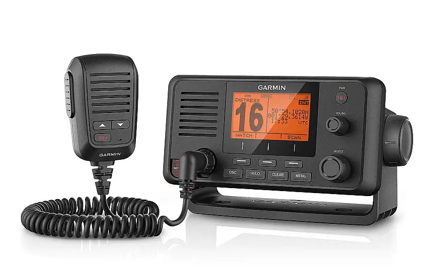 Garmin VHF215i radio con GPS