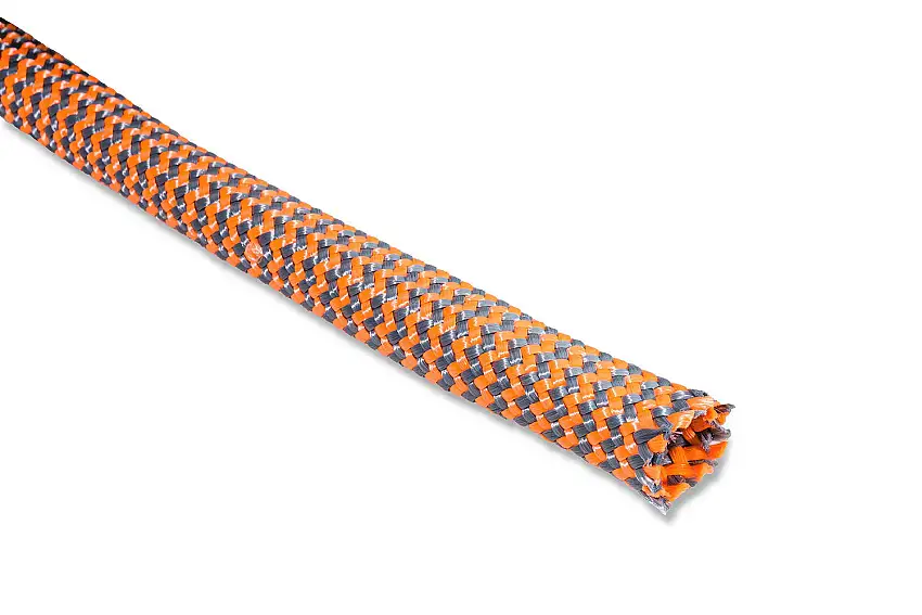 Tubo flessibile di protezione per corde