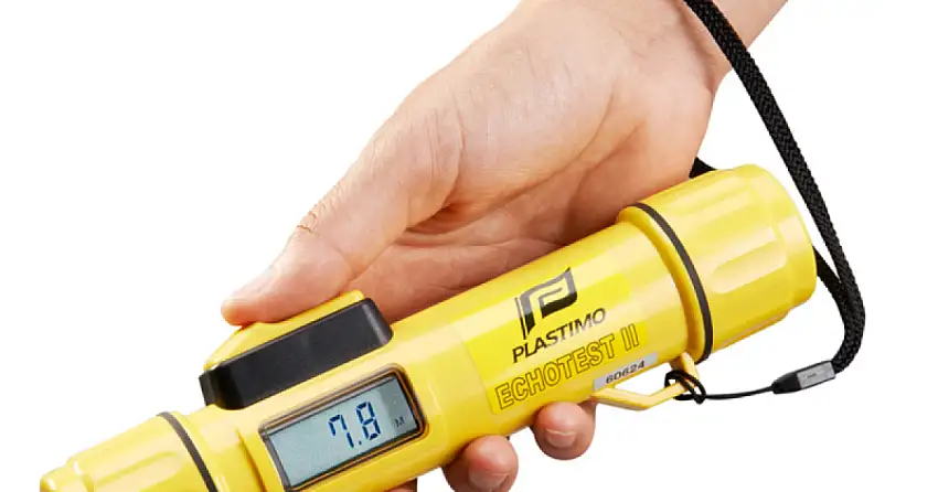ECHOTEST II DEPTH SOUNDER