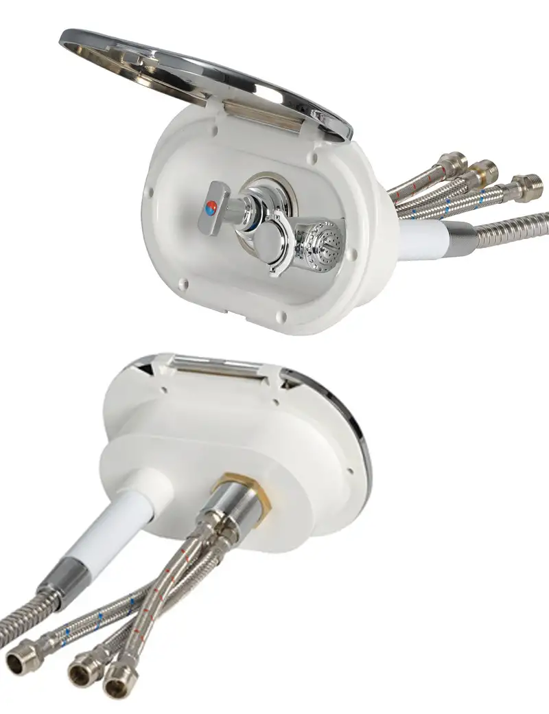 Alloggio Cromato Doccia/Miscelatore e Tubo PVC 2,5m Uscita Posteriore