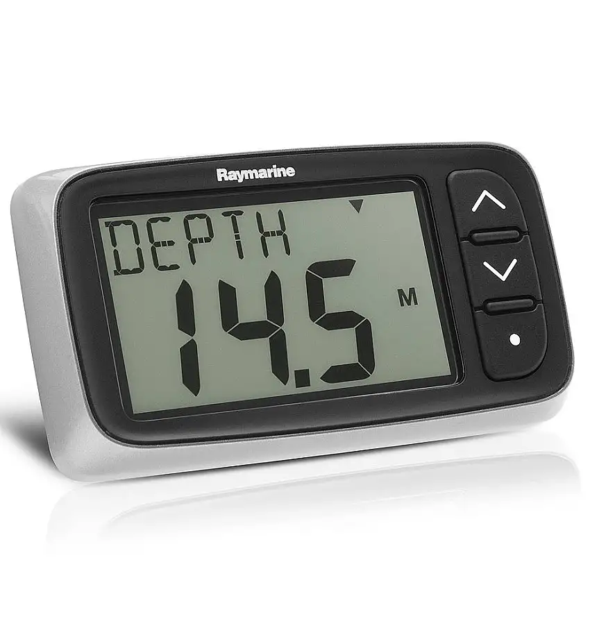 Display strumentale Raymarine i40 (digitale) con trasduttore da poppa P66