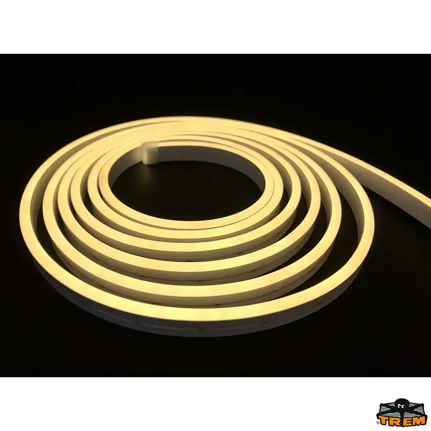 Barra luminosa al led flessibile colore bianco caldo                            Codici: L4433835, L4424033