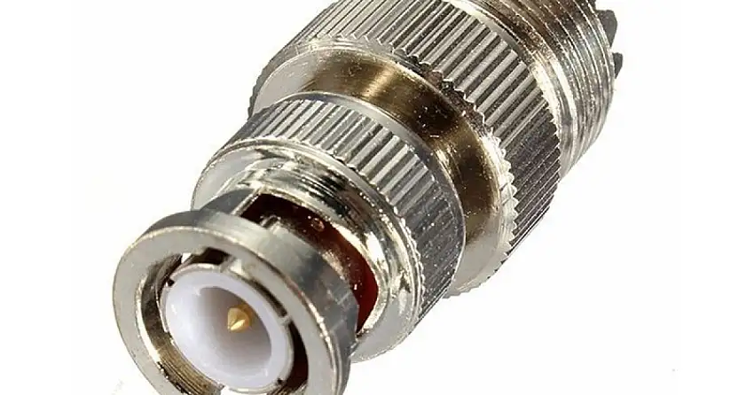 ADATTATORE PL259 FEMMINA A BNC MASCHIO